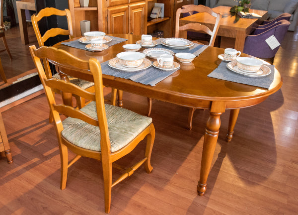 Mesa Ovalada con Extensión Massif