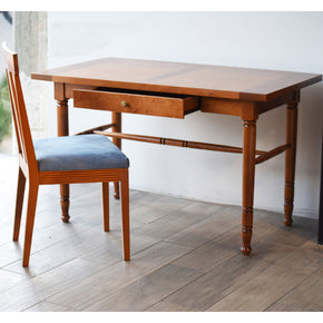 escritorio de madera