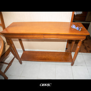 Consola Massif con cubierta de madera y revistero