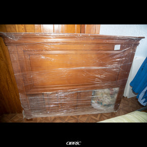 cabecera de madera elegante
